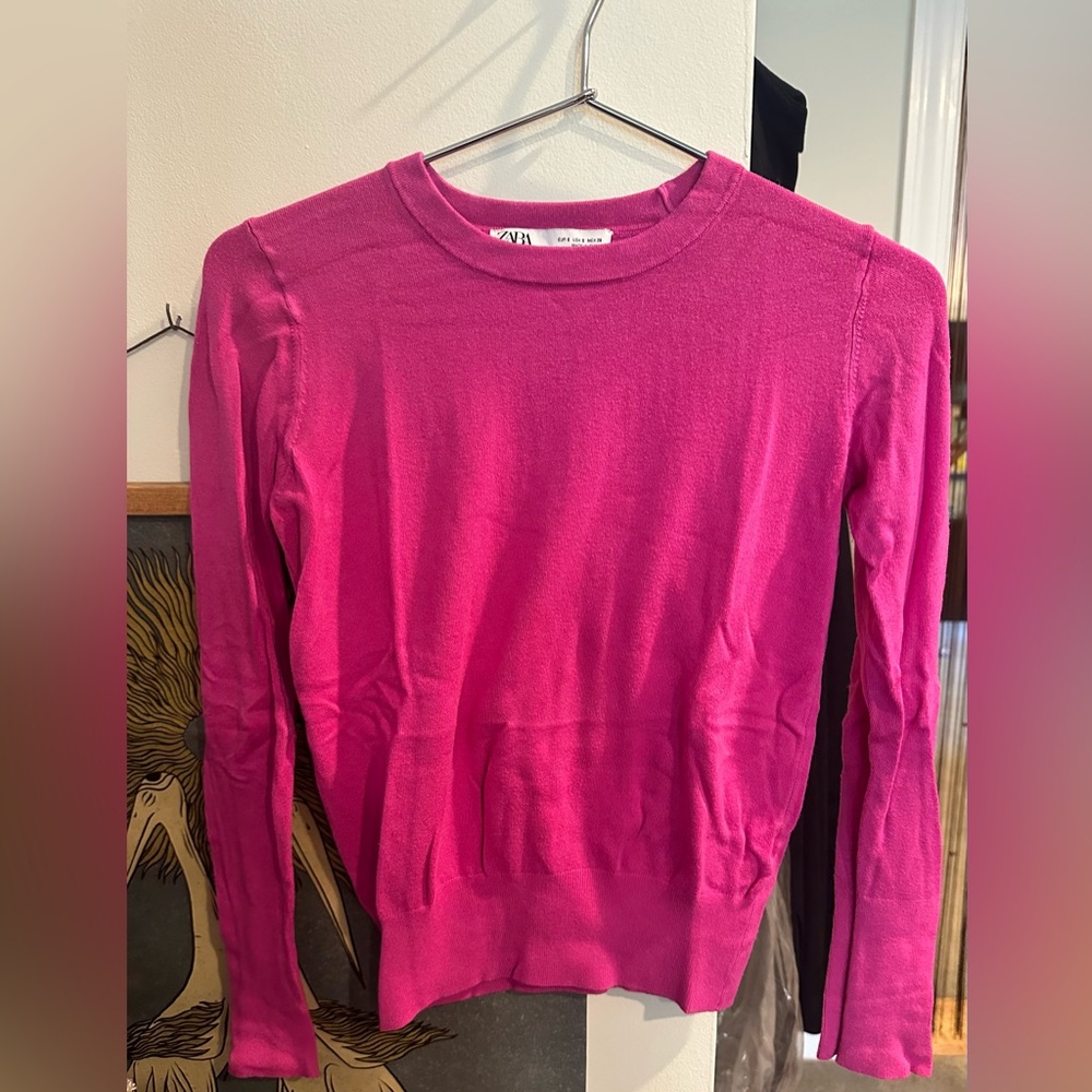 Pink crew neck sweater